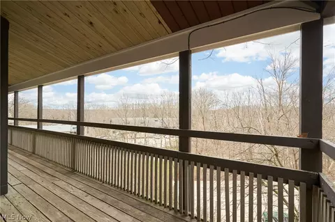 1722 Treetop Trl #D, Akron, OH 44313