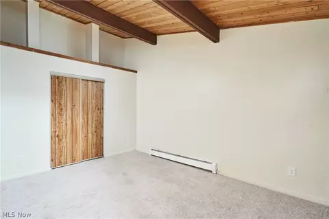 1722 Treetop Trl #D, Akron, OH 44313
