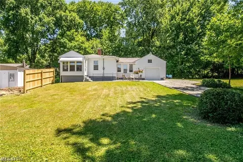 110 Boardman Blvd, Boardman, OH 44512