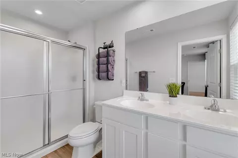 180 Wild Flower Dr, Elyria, OH 44035 photo 19