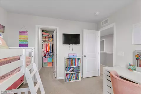180 Wild Flower Dr, Elyria, OH 44035 photo 21