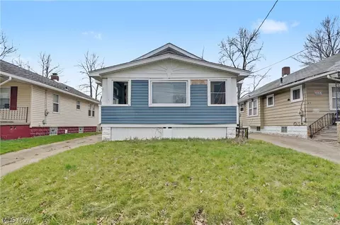 872 Cole Ave, Akron, OH 44306
