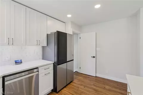 Kitchen - 30320 Miles Rd, Solon, OH 44139 photo 5 of 6