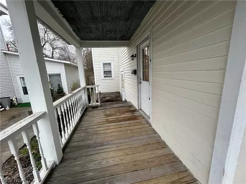 Exterior - 254 S Eagle St, Geneva, OH 44041 photo 6 of 6