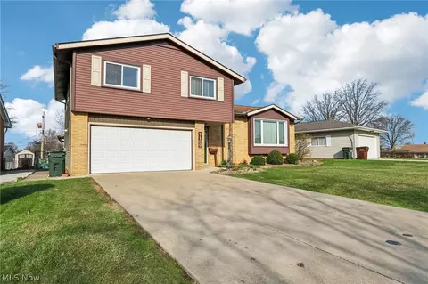 7100 Trevor Ln, Parma, OH 44129