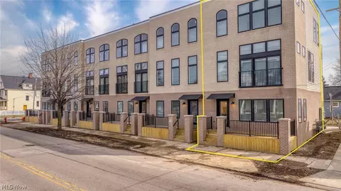 4711 Bridge Ave, Cleveland, OH 44102