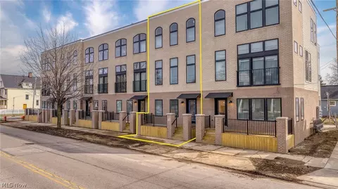 4709 Bridge Ave, Cleveland, OH 44102