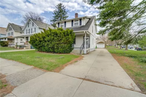 104 Columbus St, Bedford, OH 44146