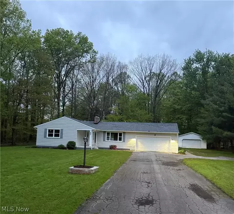 6920 James St, Poland, OH 44514