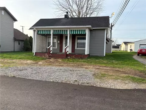 237 Race Ave, Byesville, OH 43723