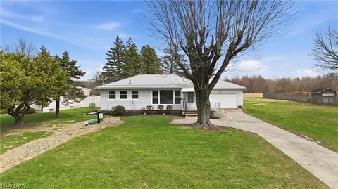 8420 Avon Belden Rd, North Ridgeville, OH 44039