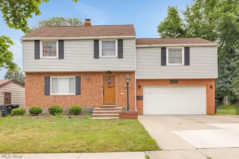 4855 Edsal Dr, Lyndhurst, OH 44124