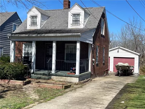 414 E Laclede Ave, Youngstown, OH 44507