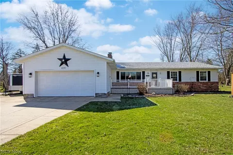 4990 Chippewa Rd, Medina, OH 44256