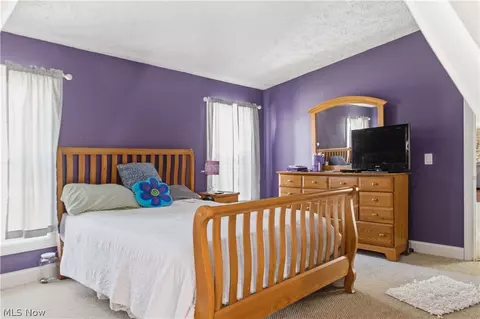 Bedroom - 898 Longshadow Dr, Roaming Shores, OH 44084 photo 1 of 3