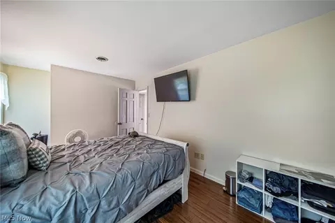 Bedroom - 4234 Caylor Ct, Ashtabula, OH 44004 photo 2 of 9