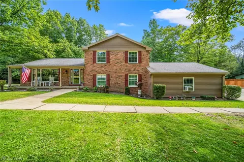 4234 Caylor Ct, Ashtabula, OH 44004