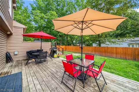 Exterior - 4234 Caylor Ct, Ashtabula, OH 44004 photo 6 of 10