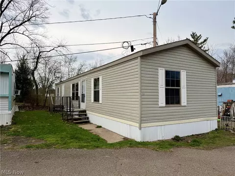 2606 Lincoln Way W #53, Massillon, OH 44647