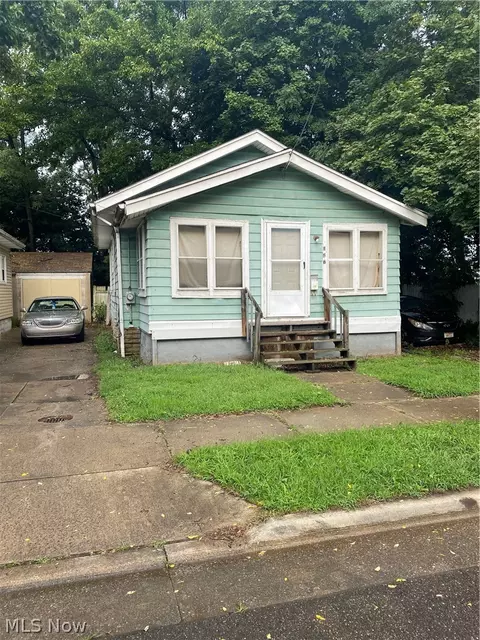 156 Roger Ave, Akron, OH 44305