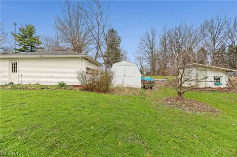 Exterior - 170 E Beech St NE, Alliance, OH 44601 photo 9 of 9
