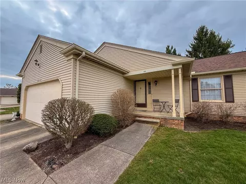 122 Sturbridge Dr, Medina, OH 44256