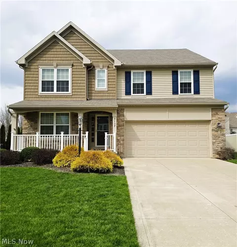 5137 Hartwell Ln, Brunswick Hills, OH 44212