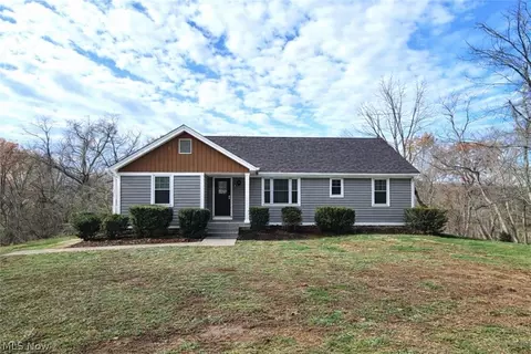 Exterior - 641 Warren Chapel Rd, Fleming, OH 45729 photo 2 of 6