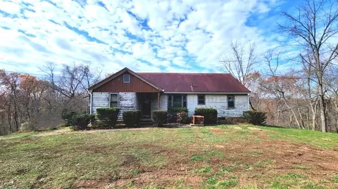 641 Warren Chapel Rd, Fleming, OH 45729