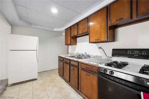 142 Parmely Ave, Elyria, OH 44035 photo 18