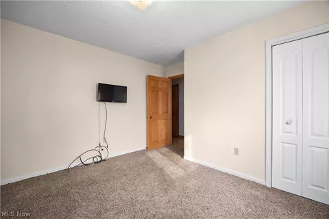 142 Parmely Ave, Elyria, OH 44035 photo 24