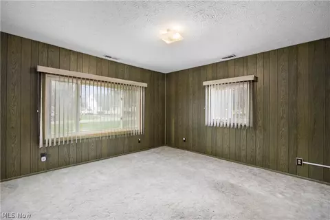 142 Parmely Ave, Elyria, OH 44035 photo 13
