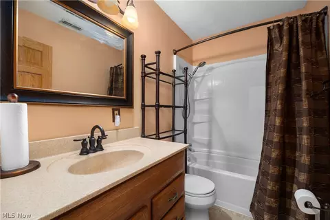 142 Parmely Ave, Elyria, OH 44035 photo 25