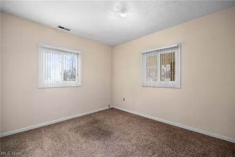 142 Parmely Ave, Elyria, OH 44035 photo 22