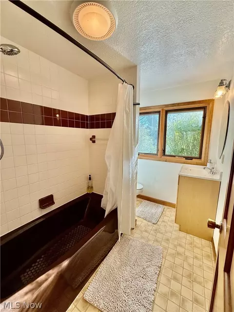 2411 55th St NE, Canton, OH 44721 photo 32