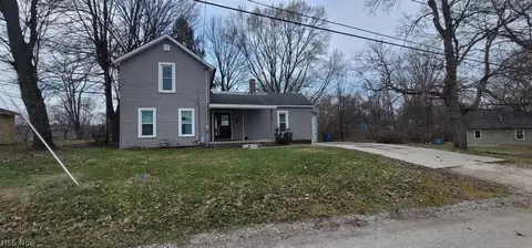 508 Dodge St, Kent, OH 44240