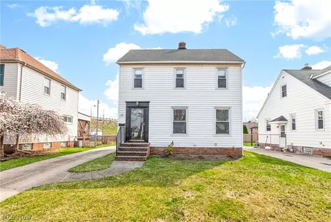 3145 W 138th St, Cleveland, OH 44111