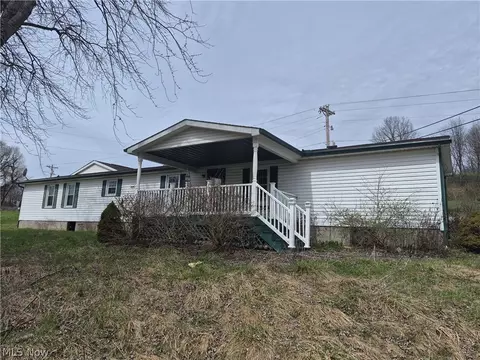 14979 Old Glory Rd, Lore City, OH 43755