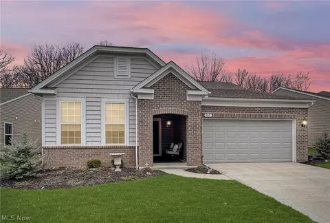 502 Arbor Ln, Copley, OH 44321