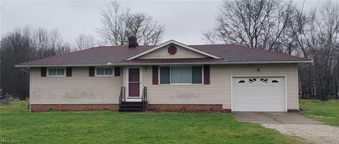 10755 Albion Rd, North Royalton, OH 44133