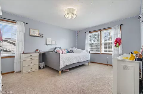 Bedroom - 350 Ingram Dr, Boardman, OH 44512 photo 3 of 6
