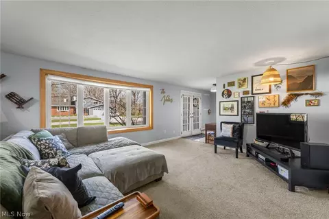 Other - 329 Baldwin Dr, Berea, OH 44017 photo 4 of 30
