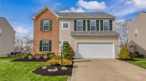 159 Stone Ridge Way, Berea, OH 44017