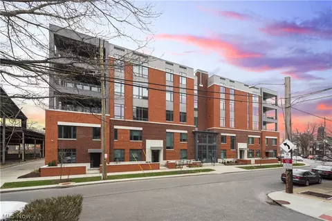 2044 Random Rd #102, Cleveland, OH 44106