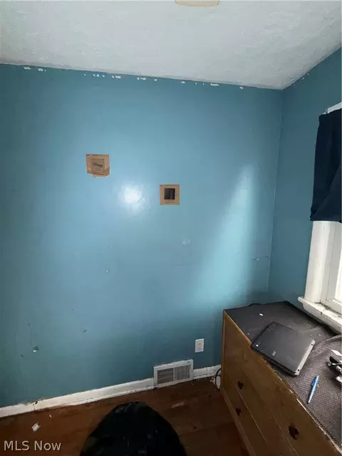 654 E 240 St, Euclid, OH 44123 photo 20
