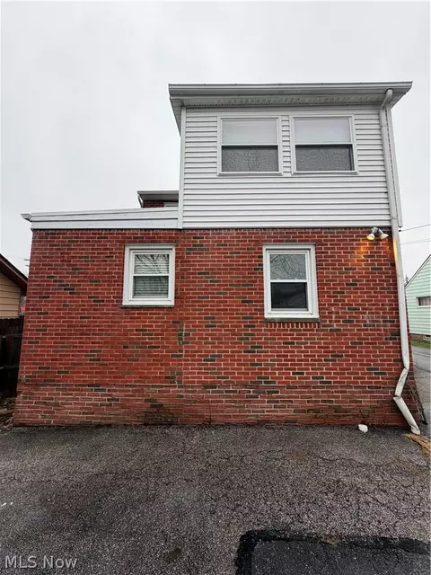 654 E 240 St, Euclid, OH 44123 photo 40