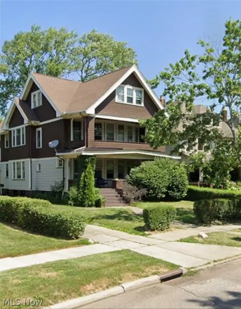 2609 Hampshire Rd, Cleveland Heights, OH 44106