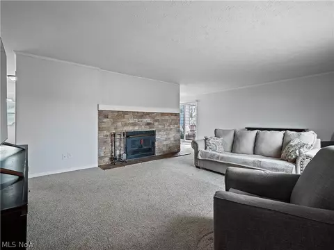 4710 Jaycox Rd, Avon, OH 44011 photo 9
