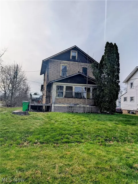 1004 Ridgefield Ave, Alliance, OH 44601