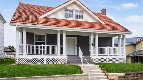 105 S State St, Crooksville, OH 43731